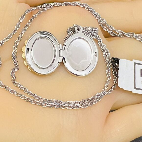 Vintage Prayer Wish Locket Silver Gold Cross Filigree Christian Made in USA - Picture 10 of 14